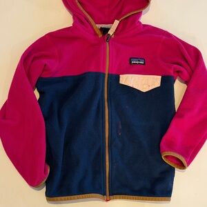 Patagonia Kids' Fuchsia and Navy Fleece Hoodie Size 5T